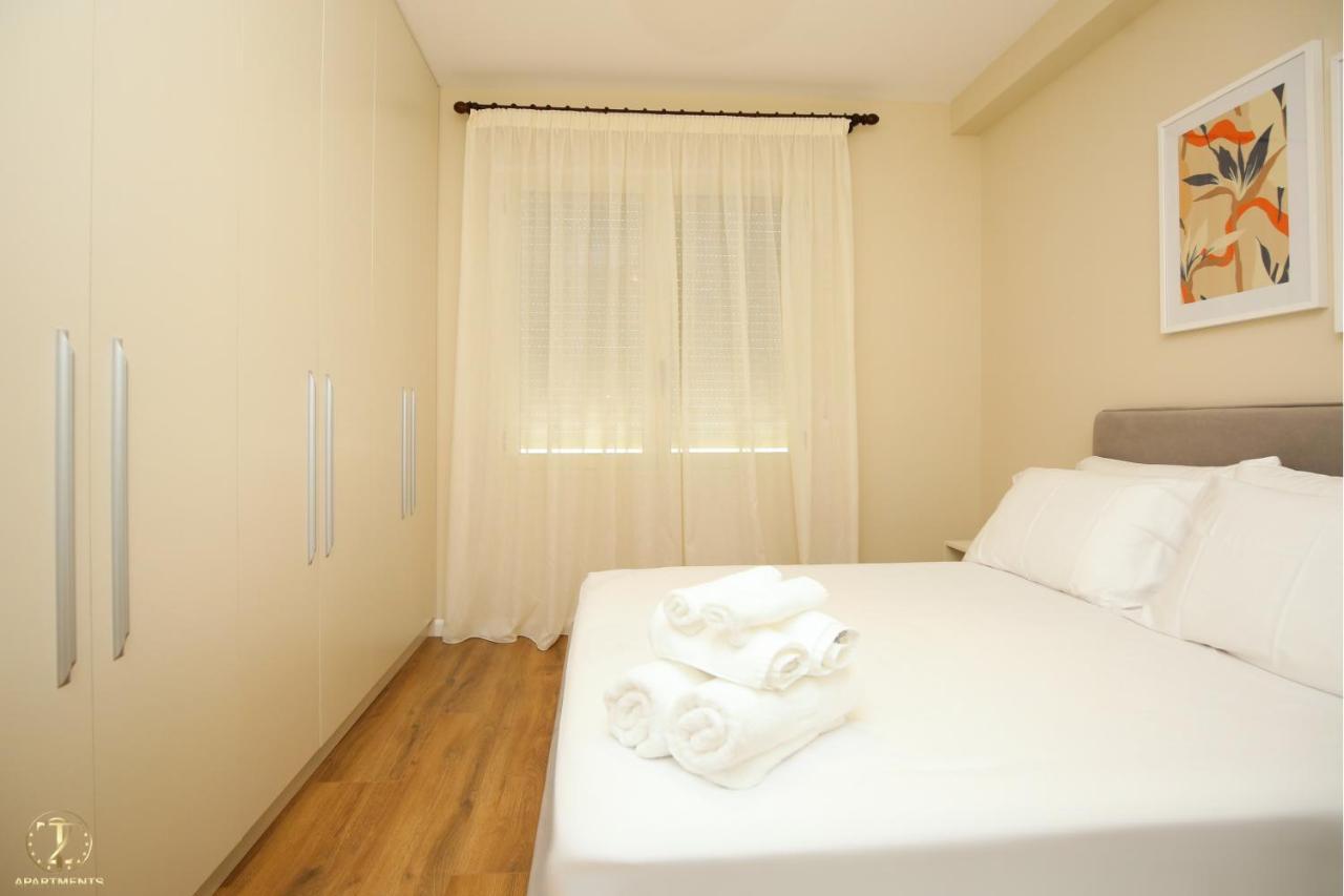 T2 City Apartments Vlorë 외부 사진